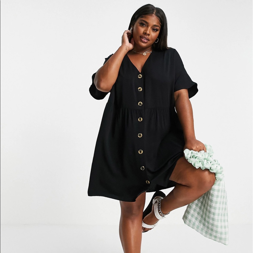 ASOS DESIGN Curve v neck button through mini smock dress in black - NWT